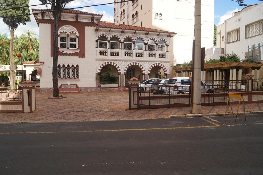 酒店 Tamareiras Park